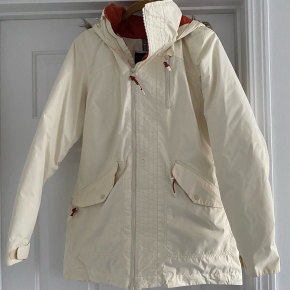 Burton Women’s Snowboard Jacket - Picture 1 of 9